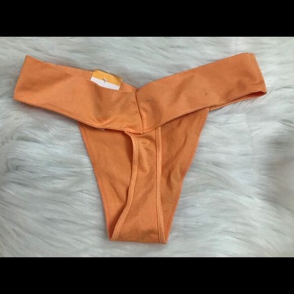 Ladies seamless thong underwear - Picture 4 of 4